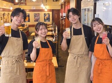 週1日昼間の3時間からOK♪
髪色・ネイル自由でまかないも無料★

※写真はごちや大ホール