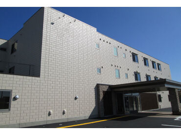 西川田ケアセンターそよ風 ＼人柄重視の採用です！／
しっかりしたサポート体制で、安心して始められる環境♪
希望の働き方、お気軽にご相談を◎