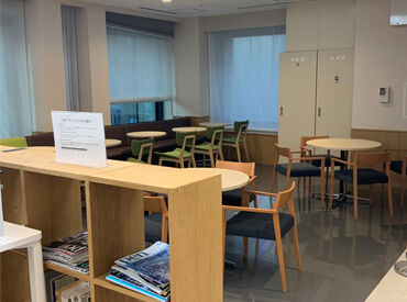 PCの基本的な操作ができればOK!
みんなのお仕事がスムーズに進むように協力体制がととのっています♪