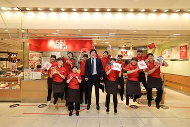 ≪友達同士での応募もOK≫
「1人じゃ不安…」
「友達と一緒なら思い出作りにもなりそう」
など、ぜひ一緒に始めてみては♪