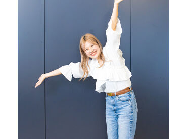 子育て中の30代ママさんも活躍中の職場です！
勤務時の服装は完全自由♪
動きやすいTシャツ・ジーンズで出勤ももちろんOK◎