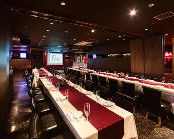 ＦＥＳ　～ＦreeＥntertainmentＳpace～ ★★バイトデビューなど未経験の方も大歓迎★★
結婚式の二次会や歓送迎会などのパーティの運営♪
バイトを通じて素敵な経験に◎