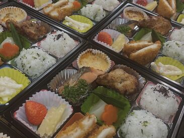 有限会社 馳 食の安心をあなたの手で！
企業で働くみなさんを食で支える
やりがいのあるお仕事♪
盛り付けスタッフも同時募集中です！