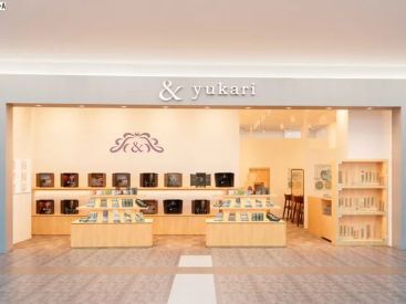 ＆yukari 駅から徒歩5分＆オシャレ自由★
家庭やプライベートと両立しやすいお仕事です！