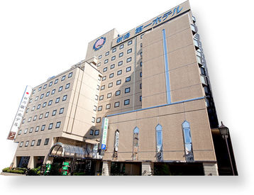 周りは優しい先輩だらけなので
不安や質問は遠慮なく聞いてください！
初心者の目線に立って答えてくれます♪