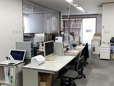 キョーリツ株式会社 営業本部 ＼吉島町のバス停が目の前／
40~50代も活躍中！事務所は4F（エレベーター有り）
簡単なお仕事なので安心してご応募くださいね★