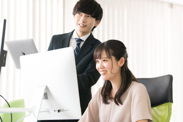 おしゃれに自分らしく★ピアス・ネイル自由な職場です!