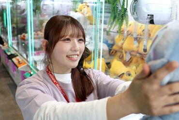 「楽しく働きたい」「友達作りたい」「オープン店舗で働きたい」etc...きっかけは何でもOK！