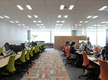 ▼主婦・フリーター活躍中
＊子育て中だけど”手に職”が欲しい
＊将来に役立つスキルが欲しい
そんな皆さんにぴったりな職場◎