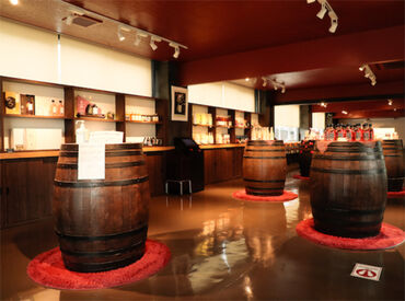 株式会社サクラオブルワリーアンドディスティラリー 丁寧にレクチャーする研修を用意しています！
基礎からしっかり身につけられるので、
 久しぶりのお仕事復帰でも安心◎