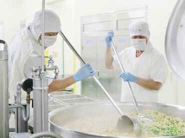 宮古島市平良学校給食共同調理場（株式会社オーディフ） スタッフの9割が未経験スタートだから、安心♪
無料駐車場や、交通費・ガソリン代の支給もあり！
⇒通勤の心配ナシ◎