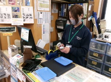 タックルベリー　春日部店 釣り好きのスタッフ多数活躍中★
お仕事を通して道具やエサにも詳しくなれます！
釣り友達もできるかも♪