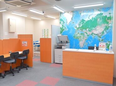 1科目の指導からOK！
「算数・数学なら教えられそう」「国語は得意」など、
自分が教えられる教科の選択が可能です
