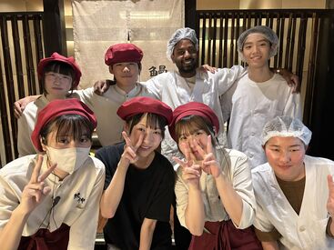 20～50代／学生・主婦・フリーターの方など、幅広く活躍中！
面接時の履歴書の持参は不要です◎お気軽にご応募ください♪