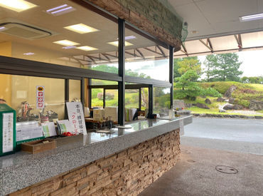 交野カントリー倶楽部 社内でのコンペも年3回開催。
従業員割引もありますので
ゴルフ「も」楽しみたい方はぜひ！