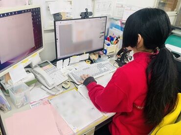 IllustratorまたはCADが使える方歓迎!
PCが得意な方であれば未経験でもOK!
しっかりサポートするので安心です◎
