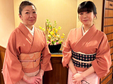 牛鍋元祖 太田なわのれん 幅広い年齢層の方が働ける環境をご用意！
『どんな働き方ができるの？』そんな方は…
右下のシフト・勤務時間欄を要check★