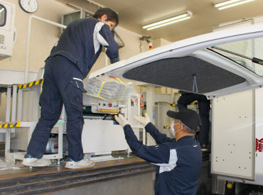 髪型・髪色自由!ネイルやピアスもOK♪
身だしなみの規定はなし★
免許を持つオシャレ好きな女性スタッフも活躍中の職場ですよ◎