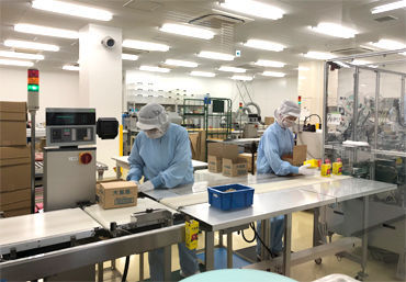 フリーターの方や主婦さん、子どものいる方もいない方など、
色々な方が多数活躍中の職場です！