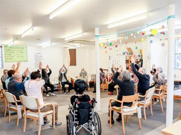 ＼未経験歓迎！／
しっかりしたサポート体制で、安心して始められる環境♪
希望の働き方、お気軽にご相談を◎