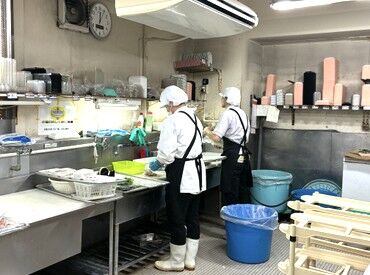 サカガミ 野方店 ＜地域に愛される、こだわり食品スーパー『サカガミ』＞
「魚をさばける」「調理経験がある」という方は大歓迎！
