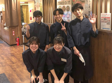 《学生さん・フリーターさん大歓迎!!》
一人ひとりの働きやすさを考慮します!
シフトも含め、何でも相談下さいね◎