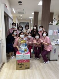 院長はいつもニコニコしていて穏やかな人柄♪
他院で治療が難しく断られた方も受け入れているので、幅広い対応が学べます◎