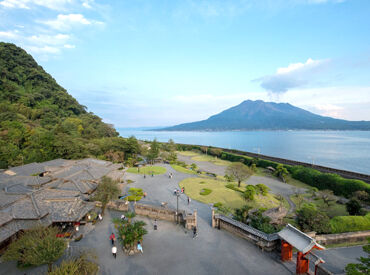 スピードよりも丁寧な対応が出来る方を募集中。
「仙巌園に来た思い出」を締めくくるお手伝いをお願いします♪