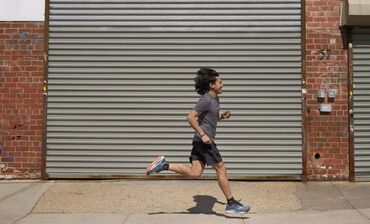 シューズブランド
Saucony(サッカニー)