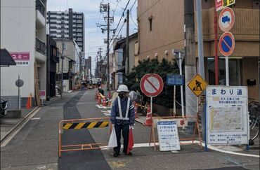 \日給保証あります/
現場によっては15時や16時に終わることも!
早く終わっても1日分の給料です!