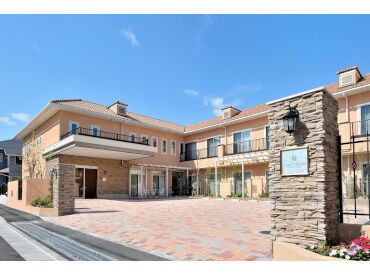 ケアプラスホテル　市川ステイ ＼人柄重視の採用です！／
しっかりしたサポート体制で、安心して始められる環境♪
希望の働き方、お気軽にご相談を◎