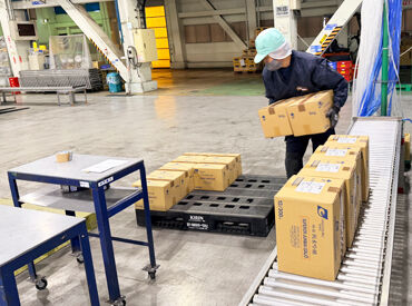 制服は靴まで全身貸与◎
倉庫内は空調もやさしく効いてます♪