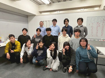 Dr.関塾 堀江校 一緒に子ども達がのびのび勉強できる
場所を作っていきましょう♪