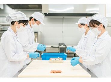 のんびり和やかな雰囲気♪
困ったときもいろんな職種の頼れる先輩たちがいます！
まずはご応募くださいね◎
※画像はイメージ