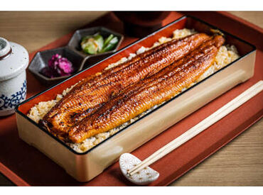 落ち着いた雰囲気だけど、敷居が高すぎないのも魅力！
「スグに働きたい！」という方も
「年明け落ち着いてから」という方も◎