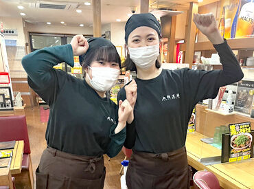 大阪王将　北9条店 近隣にスーパーやホームセンター店があるため
お仕事前後のお買い物も便利です♪
