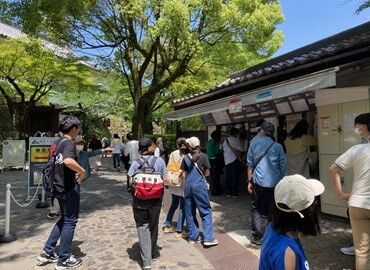 週休2日・年間休日120日!
ご家庭やプライベートと両立可能です♪
最初から月給28万円以上と
高収入なのも嬉しいPOINT◎