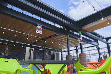 夏の大人気イベント、ビアガーデンでスタッフ大量募集！
ココだけの仲間にも出会えます♪
※写真はイメージ