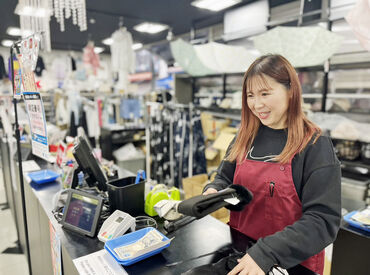 梅木商店 .˚⊹⁺‧┈株式会社梅木商店┈‧⁺ ⊹˚.
観光で訪れる方はもちろん、
地元の常連さんにも愛されるお店を
一緒に作りませんか？