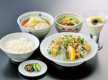 難しい作業はありません!
どれもシンプル★
大量募集なので、
ぜひお友達と一緒の応募も大歓迎◎