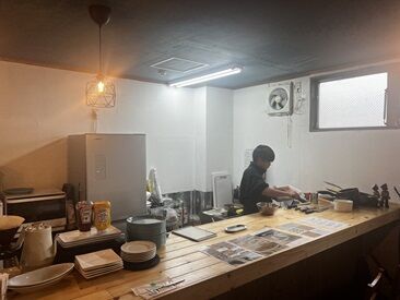 20代スタッフ活躍中♪
未経験からスタートした仲間ばかり！
お互いフォローし合う、
和やかな職場です★