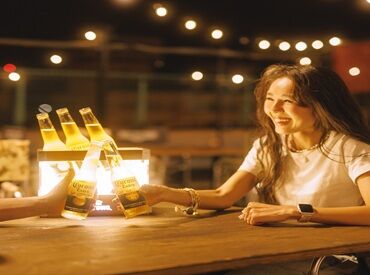 ≪髪型・ピアス・ヒゲも自由≫で気楽に応募できます☆
バイトもプライベートも充実させたい…
そんなアナタにピッタリ★