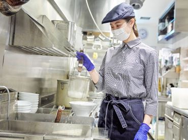 簡単な仕込みや調理補助もお任せ！
麺を茹でる⇒スープを器に入れる⇒麺投入＆トッピング！
マニュアルあるのでご安心ください♪