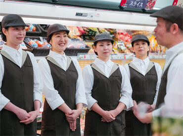 ニュー・クイック　静岡駅ビルパルシェ店(5401) 「そのメニューには、赤身のお肉がオススメです♪」といった、
お客様とのコミュニケーションがお仕事のやりがいの一つです◎