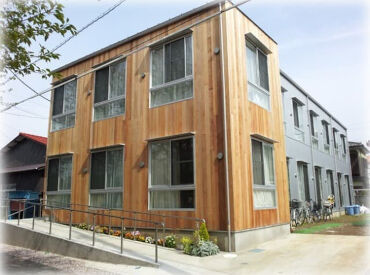 茅ヶ崎松尾グループホームそよ風 ＼正規フルタイム社員の募集です！／
30～50代を中心に、全世代のスタッフ在籍！
世代を超えて、自然と打ち解けられる職場です＊