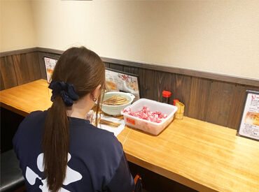 串のこたに 駅チカで通勤ラクラク♪
未経験でも始めやすいキッチンスタッフ★
あなたの「やってみたい！」気持ちを応援します！