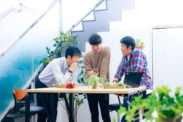 履歴書不要でラクラク応募♪
扶養範囲内での勤務もOKだから、
家庭とお仕事を無理なく両立できます！