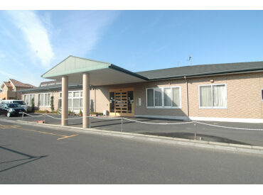 越谷ケアセンターそよ風 ＼人柄重視の採用です！／
しっかりしたサポート体制で、安心して始められる環境♪
希望の働き方、お気軽にご相談を◎