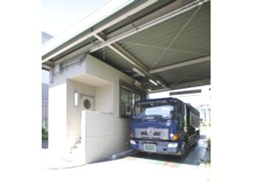 和やかな雰囲気で、50代女性活躍中!
スタッフ同士も仲良しなので、未経験の方も安心して始められます♪