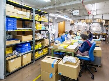 接客・電話応対一切なし！
社外とのやりとりは一切ありません。
「人と話すのが苦手」「黙々と作業したい」方も安心◎